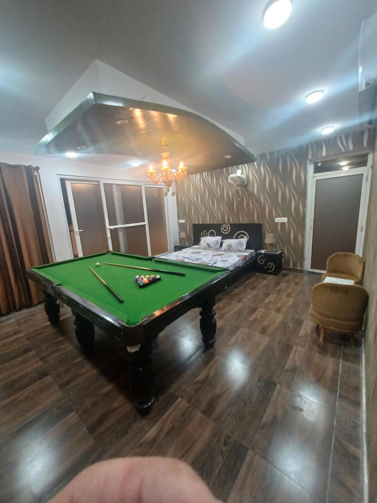Greystone Villa, Swiming Pool , Bbq , Big Garden, Pool Table, Party Speaker, Bathtub, Kitchen, 15Mins To Golden Temple Амрітсар Екстер'єр фото